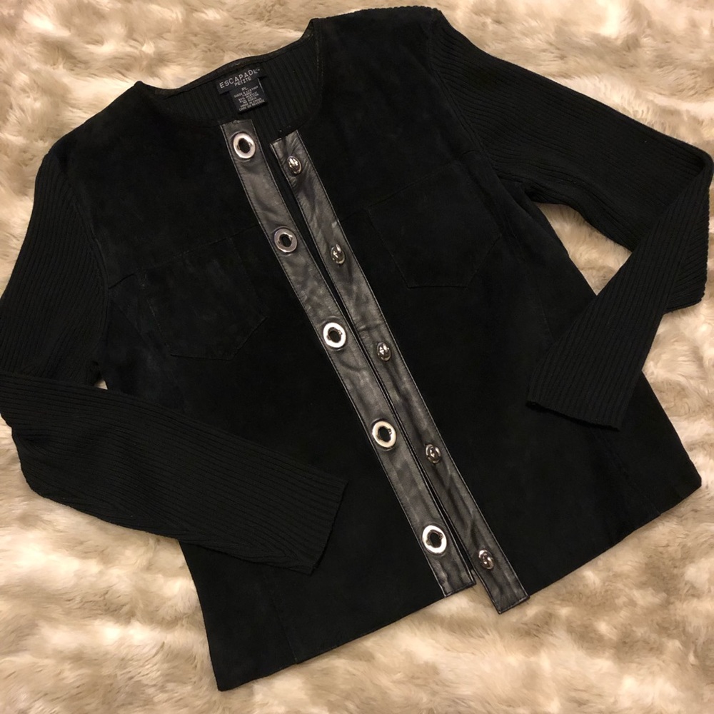 Black buckle jacket